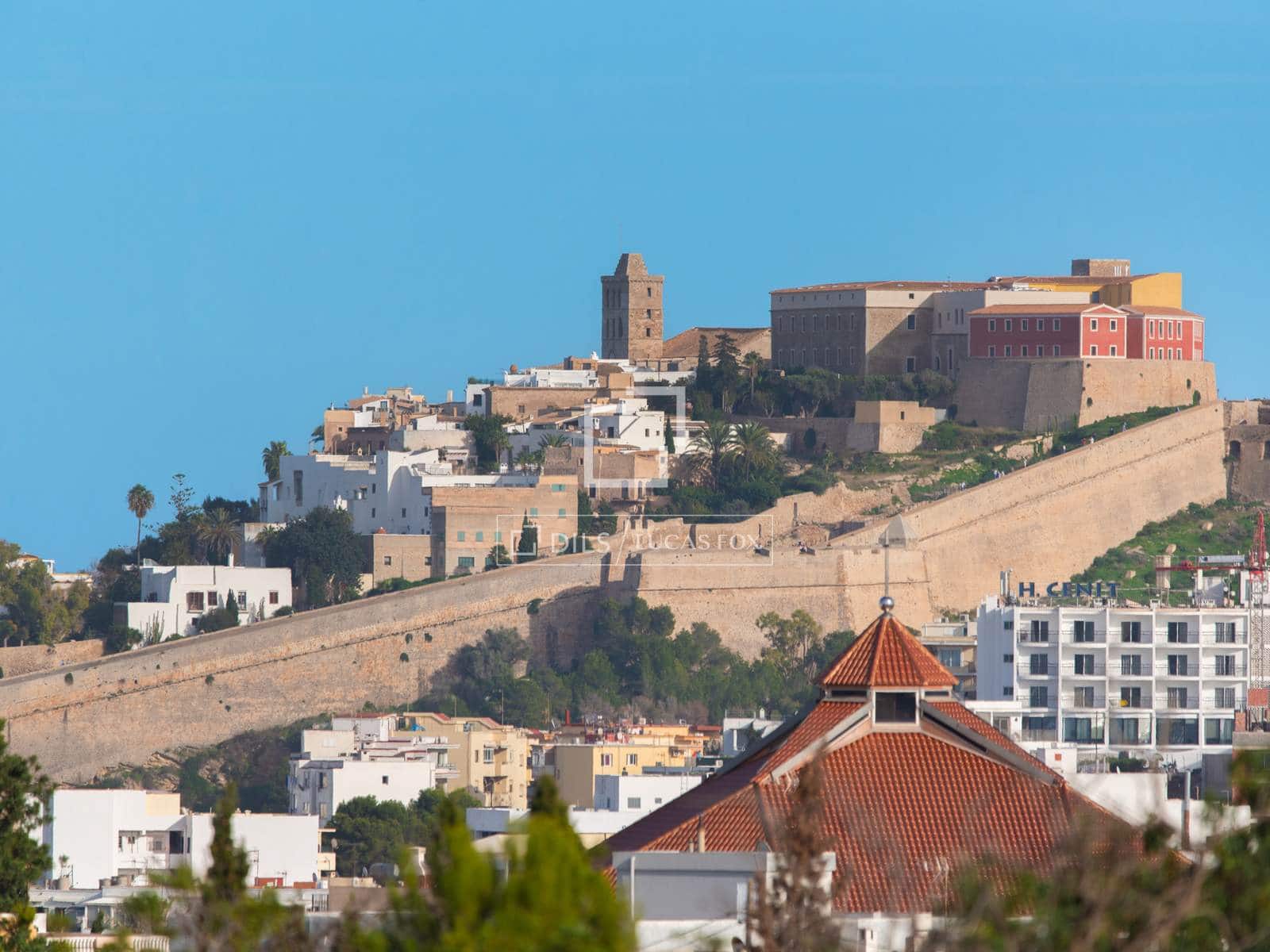 4 chambre Villa/Maison à vendre à Ibiza ville avec garage - 1 850 000 € (Ref: 9809777)