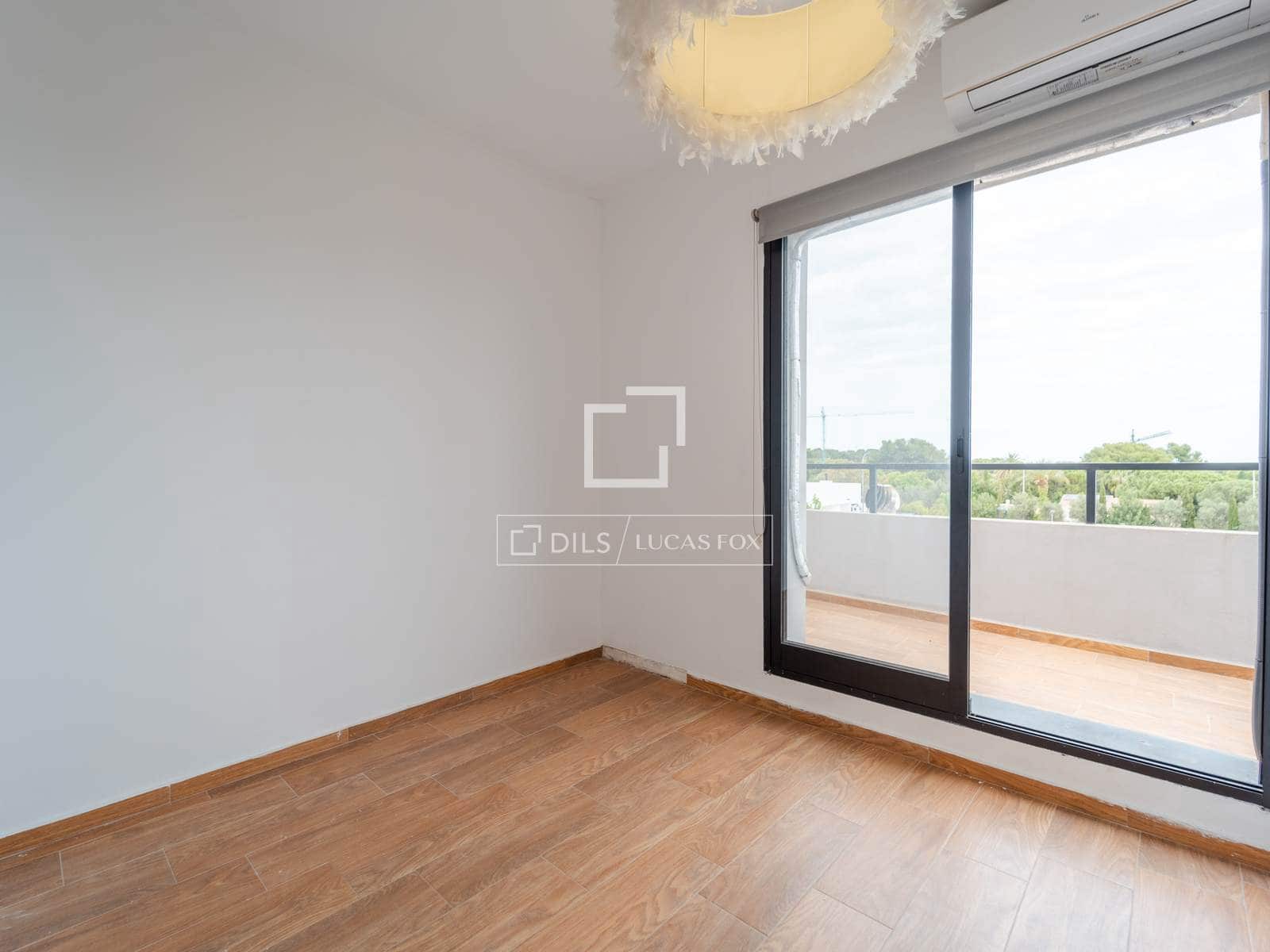 4 soverom Villa til leie i Burjassot med svømmebasseng garasje - € 3 350 (Ref: 9809782)