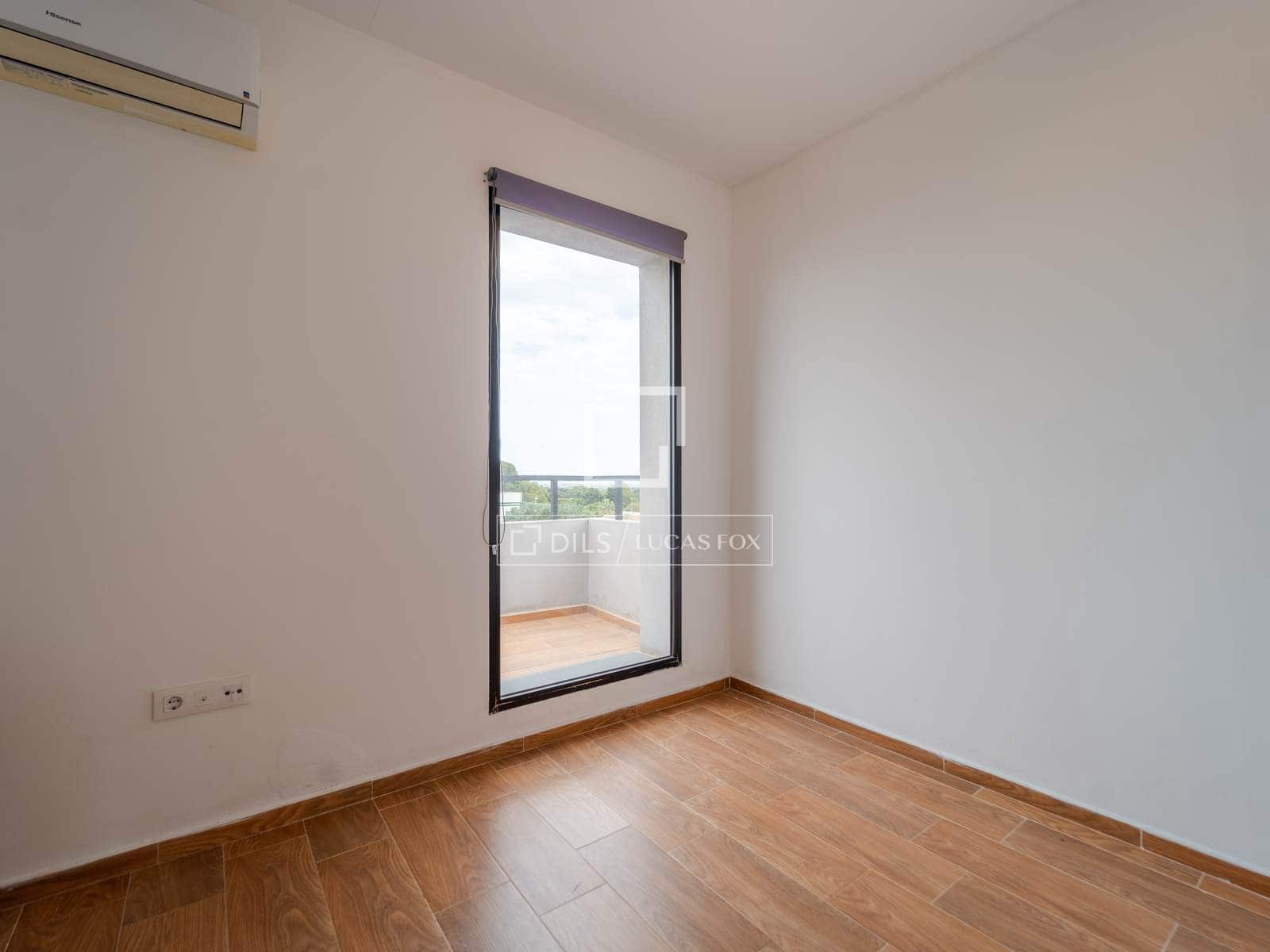 4 soverom Villa til leie i Burjassot med svømmebasseng garasje - € 3 350 (Ref: 9809782)