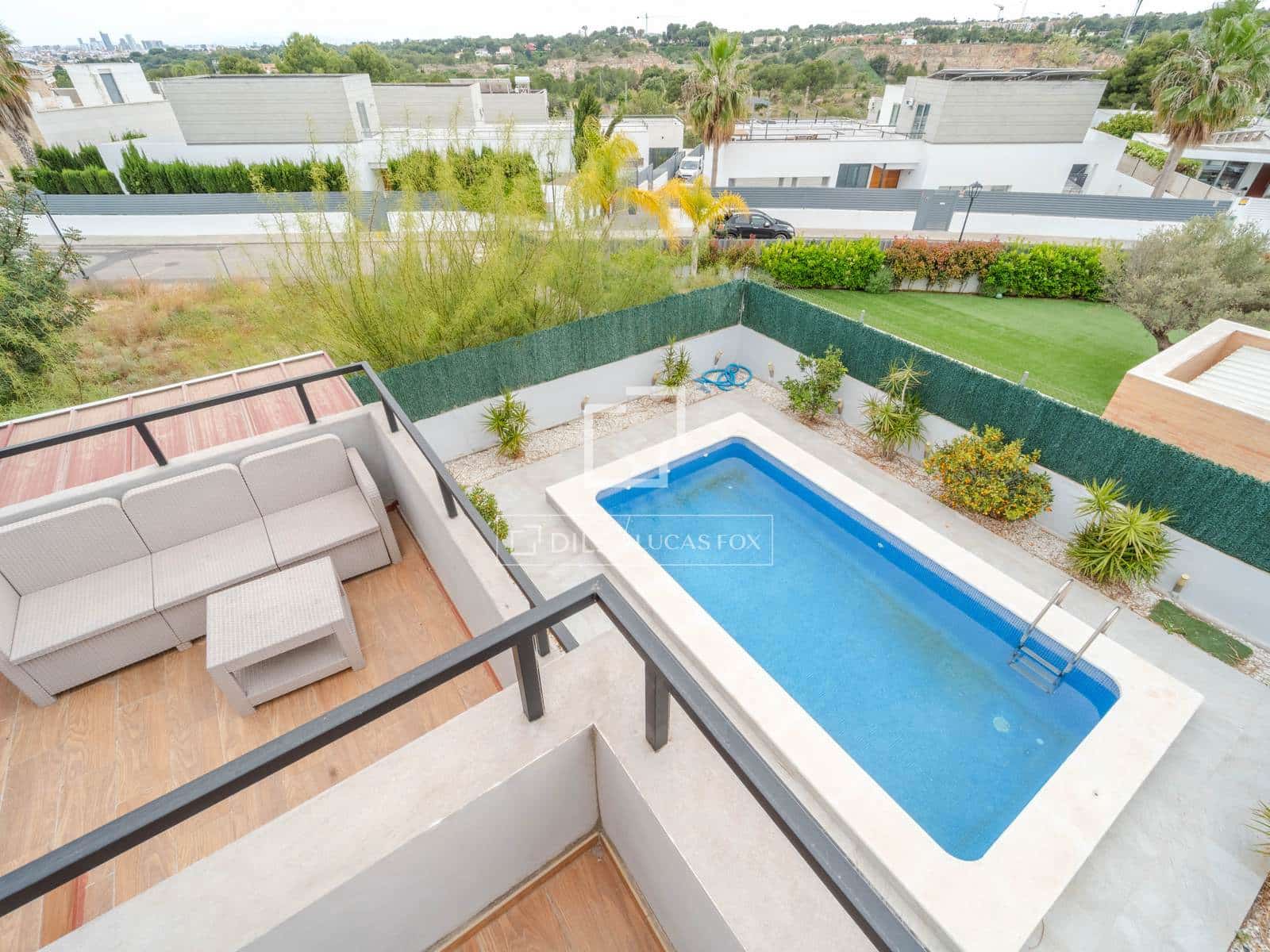 4 soverom Villa til leie i Burjassot med svømmebasseng garasje - € 3 350 (Ref: 9809782)