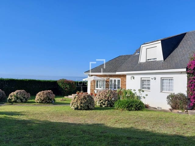 6 bedroom Villa for sale in Foz with garage - € 1,300,000 (Ref: 9809783)
