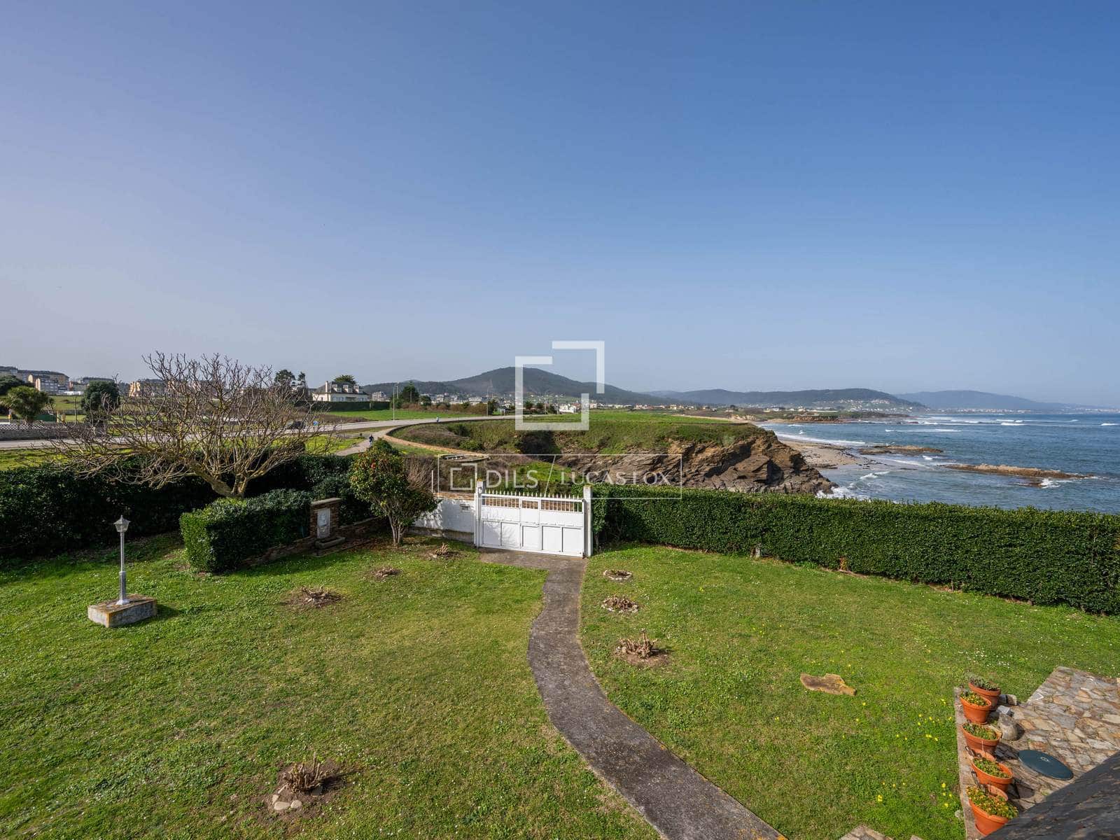 6 bedroom Villa for sale in Foz with garage - € 1,300,000 (Ref: 9809783)