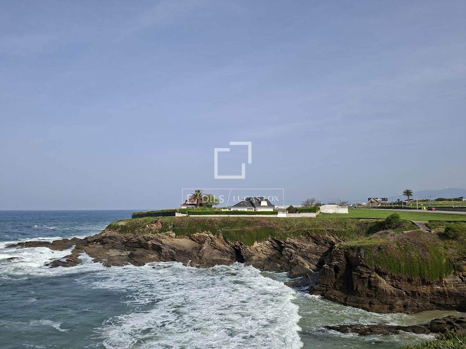 6 bedroom Villa for sale in Foz with garage - € 1,300,000 (Ref: 9809783)