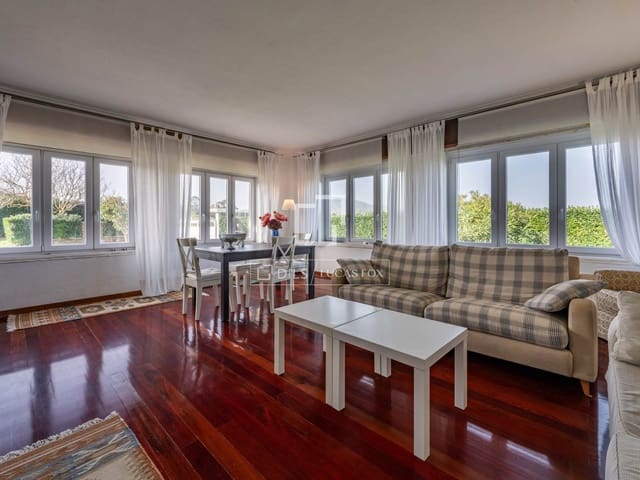 6 bedroom Villa for sale in Foz with garage - € 1,300,000 (Ref: 9809783)