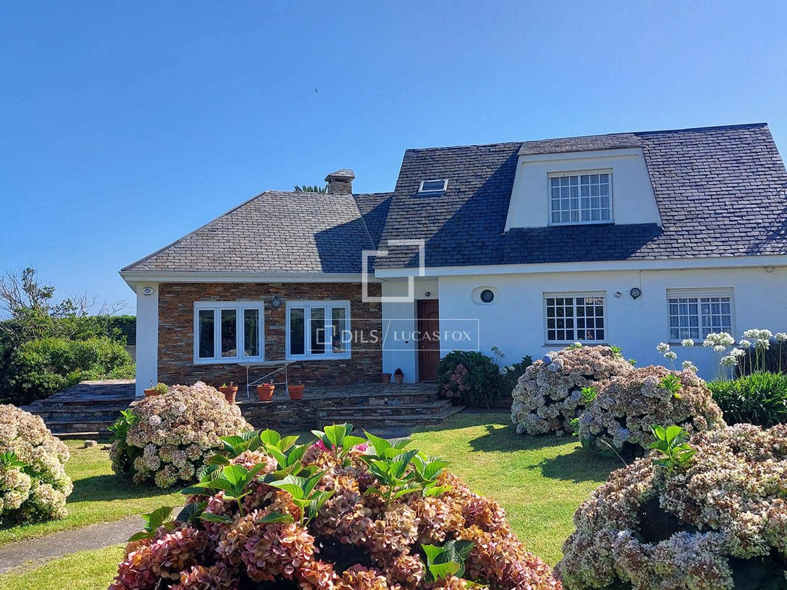 6 bedroom Villa for sale in Foz with garage - € 1,300,000 (Ref: 9809783)
