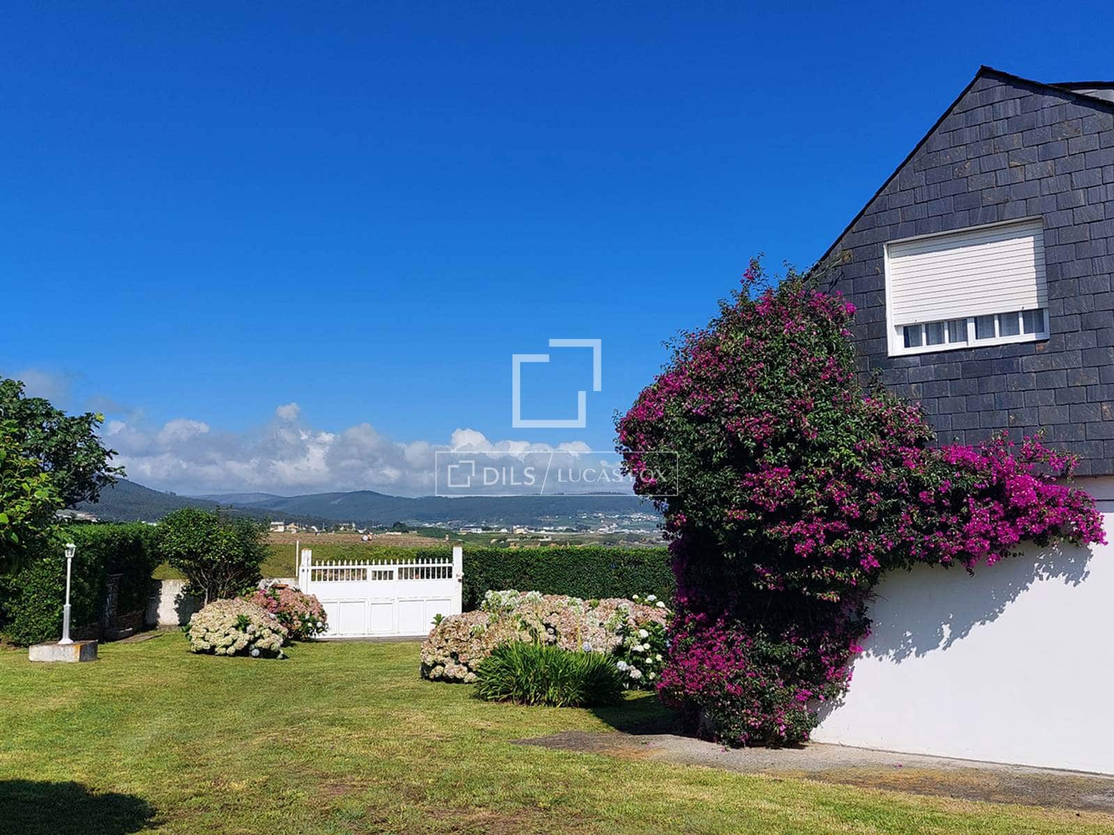 6 bedroom Villa for sale in Foz with garage - € 1,300,000 (Ref: 9809783)