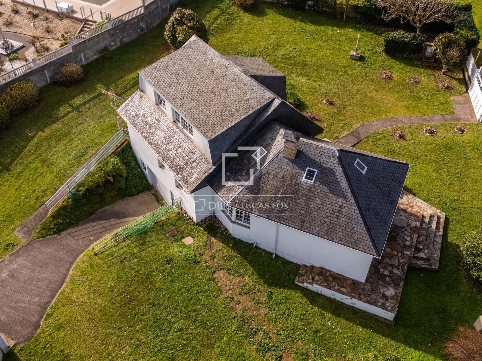 6 bedroom Villa for sale in Foz with garage - € 1,300,000 (Ref: 9809783)