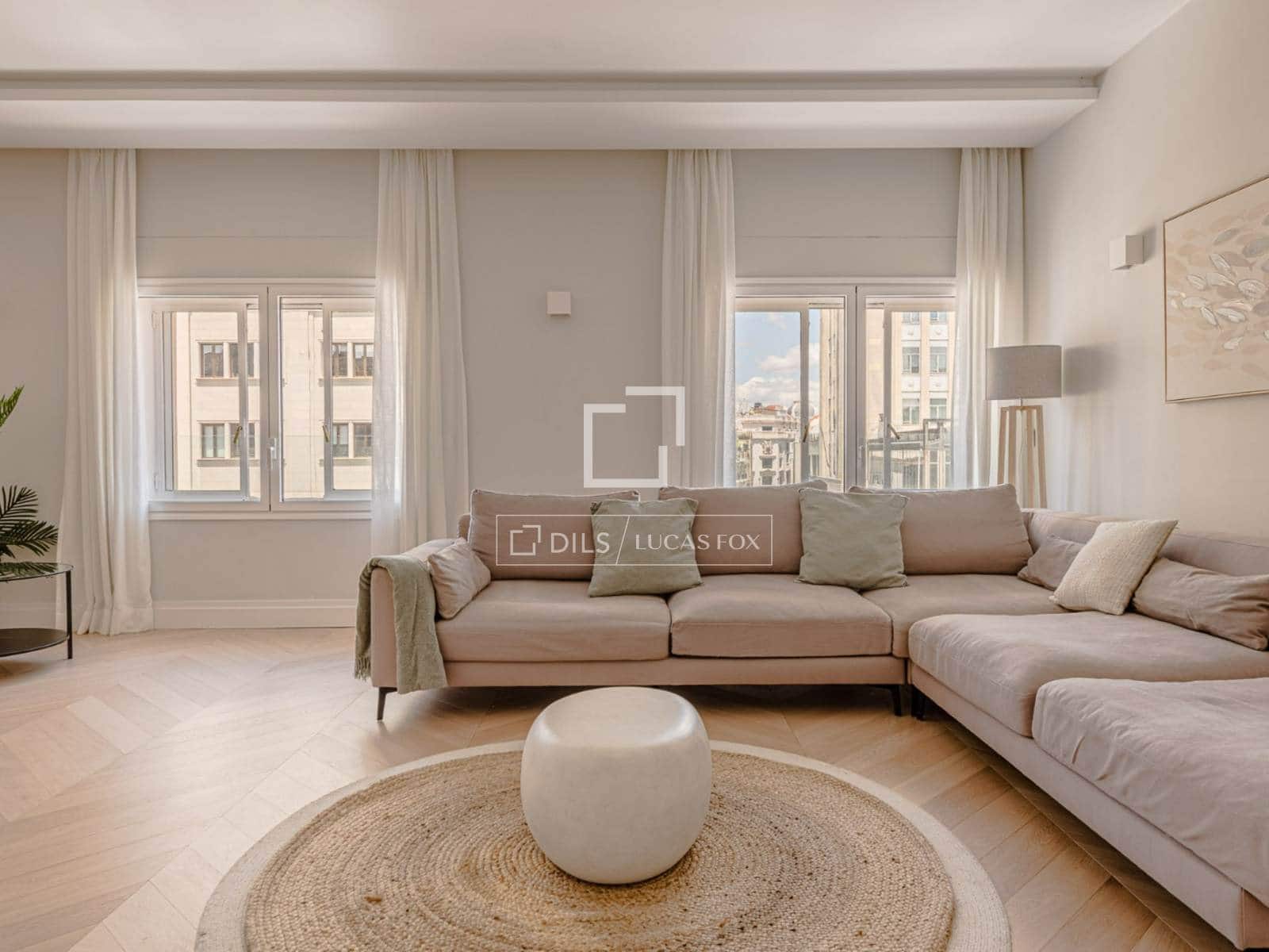 4 camera da letto Appartamento da affittare in Madrid citta - 7.950 € (Rif: 9810369)