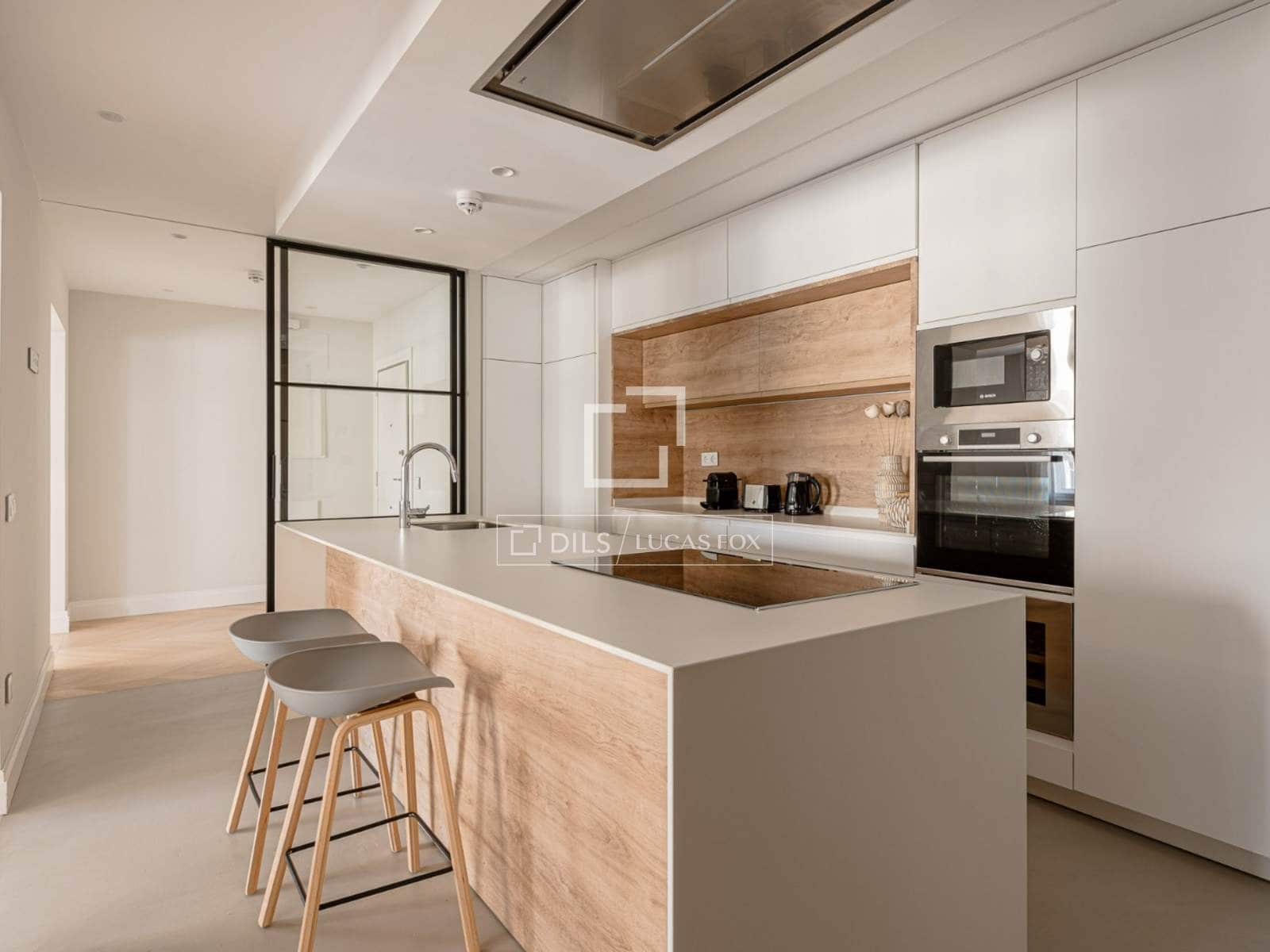 4 camera da letto Appartamento da affittare in Madrid citta - 7.950 € (Rif: 9810369)