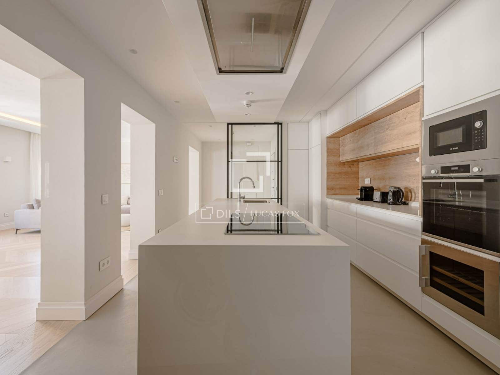 4 camera da letto Appartamento da affittare in Madrid citta - 7.950 € (Rif: 9810369)