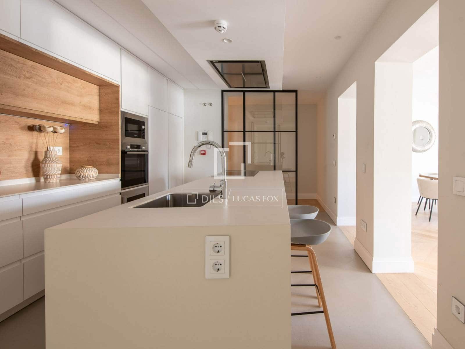 4 camera da letto Appartamento da affittare in Madrid citta - 7.950 € (Rif: 9810369)