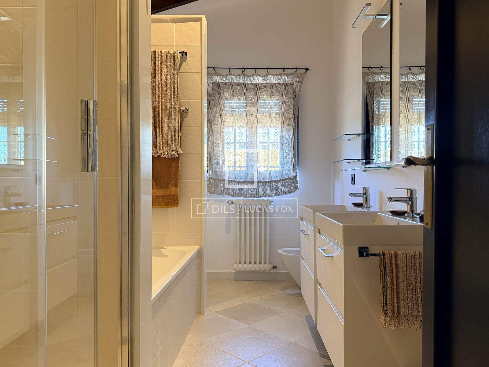 4 quarto Moradia para venda em Castell d'Aro com piscina garagem - 1 650 000 € (Ref: 9810370)