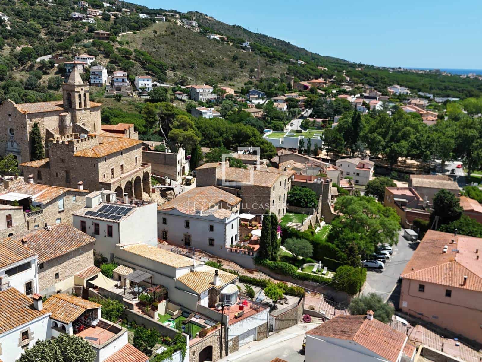 4 bedroom Villa for sale in Castell d'Aro with pool garage - € 1,650,000 (Ref: 9810370)