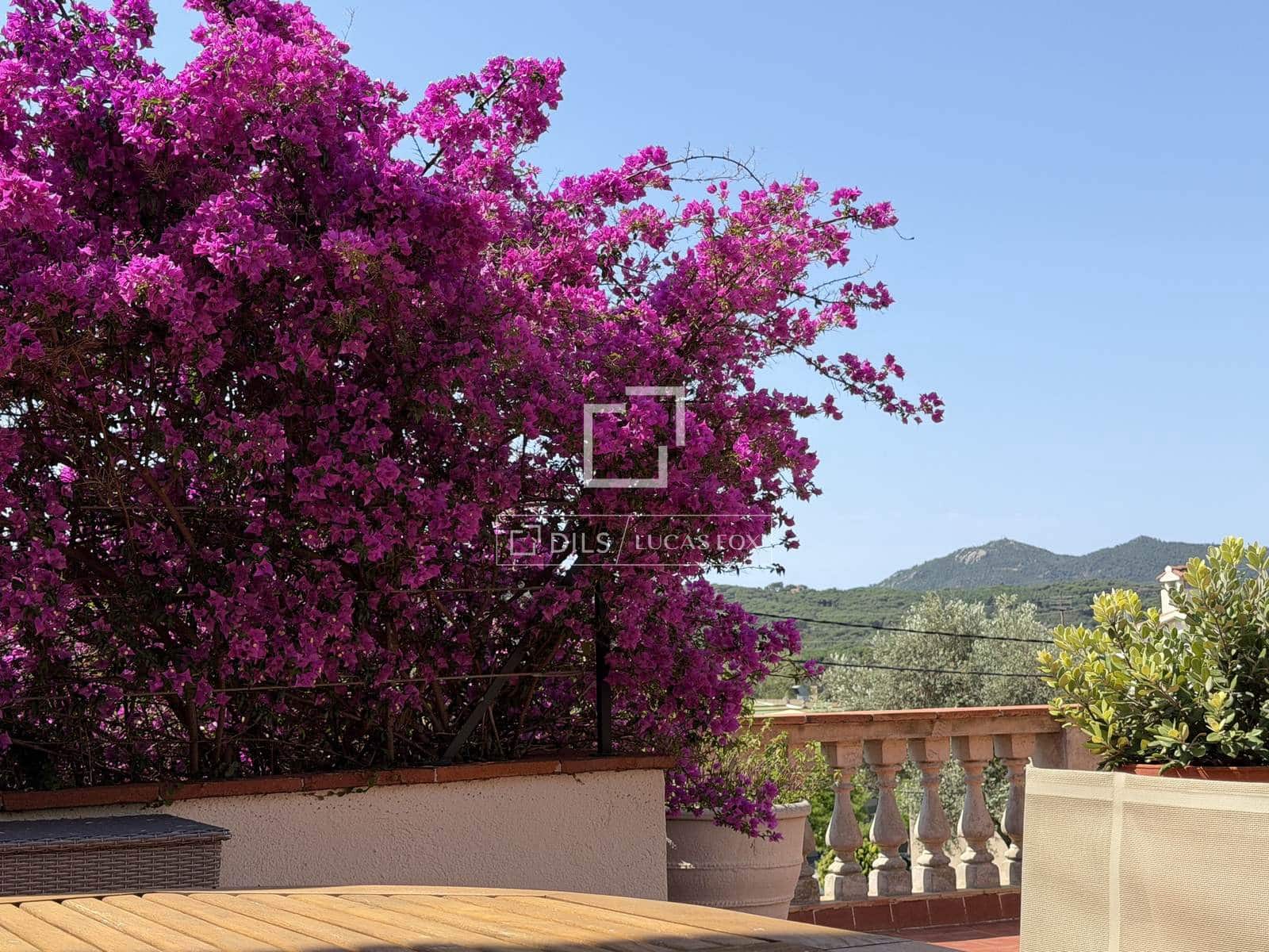 4 bedroom Villa for sale in Castell d'Aro with pool garage - € 1,650,000 (Ref: 9810370)