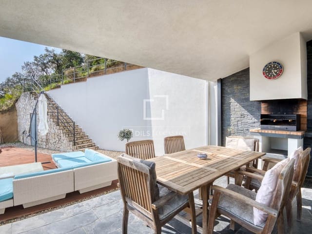 4 Zimmer Villa zu verkaufen in Calonge i Sant Antoni mit Pool Garage - 925.000 € (Ref: 9810371)
