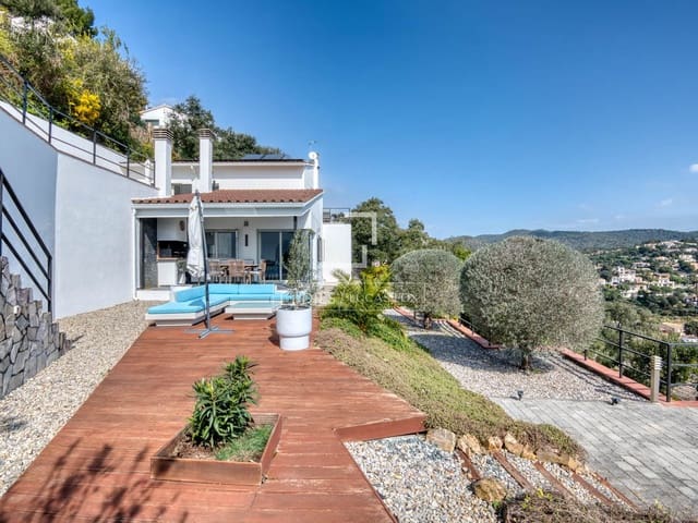 4 Zimmer Villa zu verkaufen in Calonge i Sant Antoni mit Pool Garage - 925.000 € (Ref: 9810371)