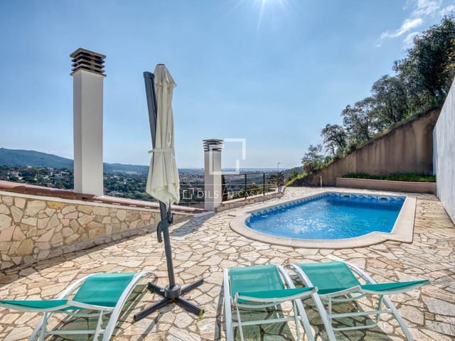4 Zimmer Villa zu verkaufen in Calonge i Sant Antoni mit Pool Garage - 925.000 € (Ref: 9810371)