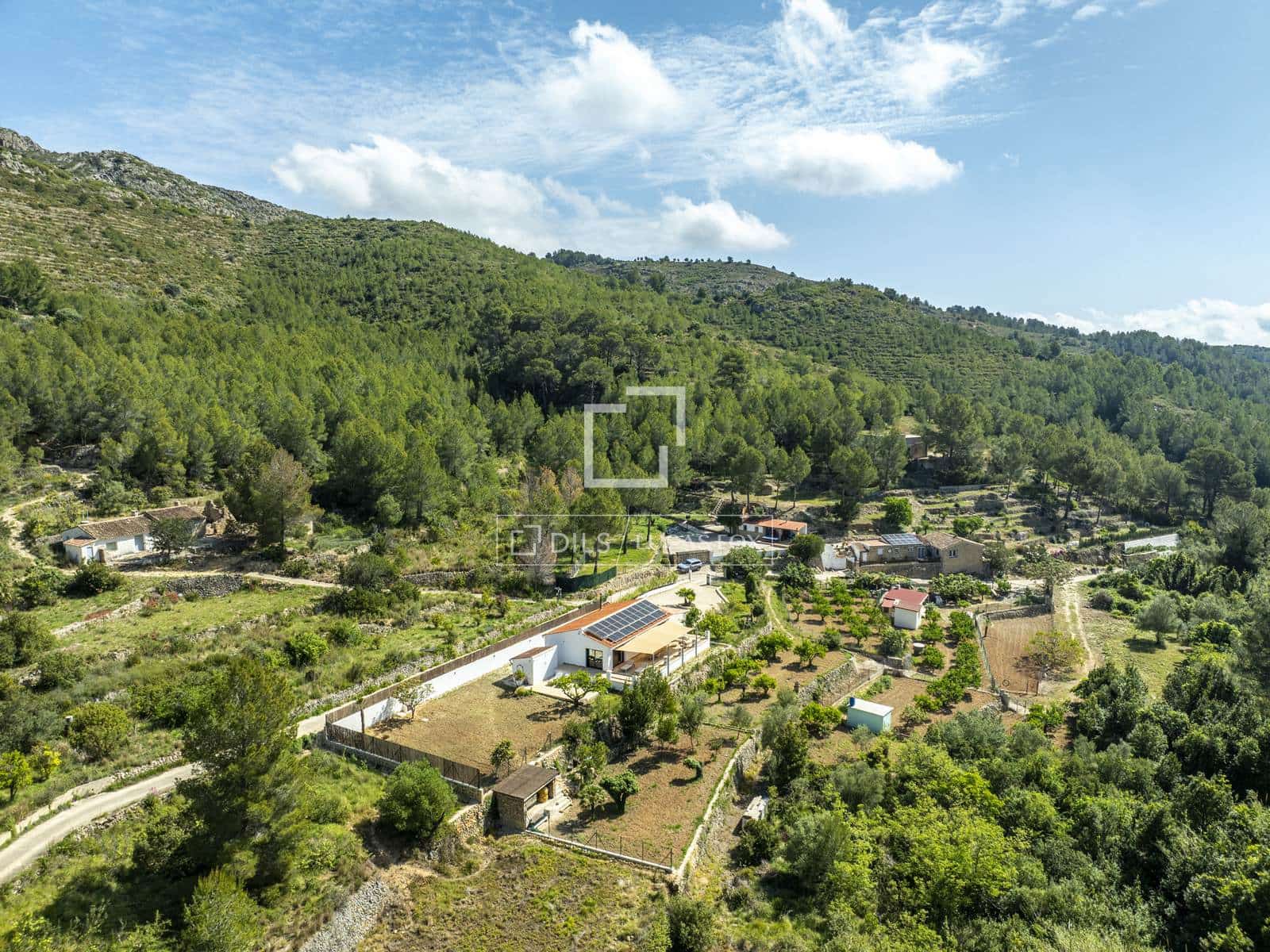 2 bedroom Villa for sale in Pedreguer with garage - € 525,000 (Ref: 9810795)