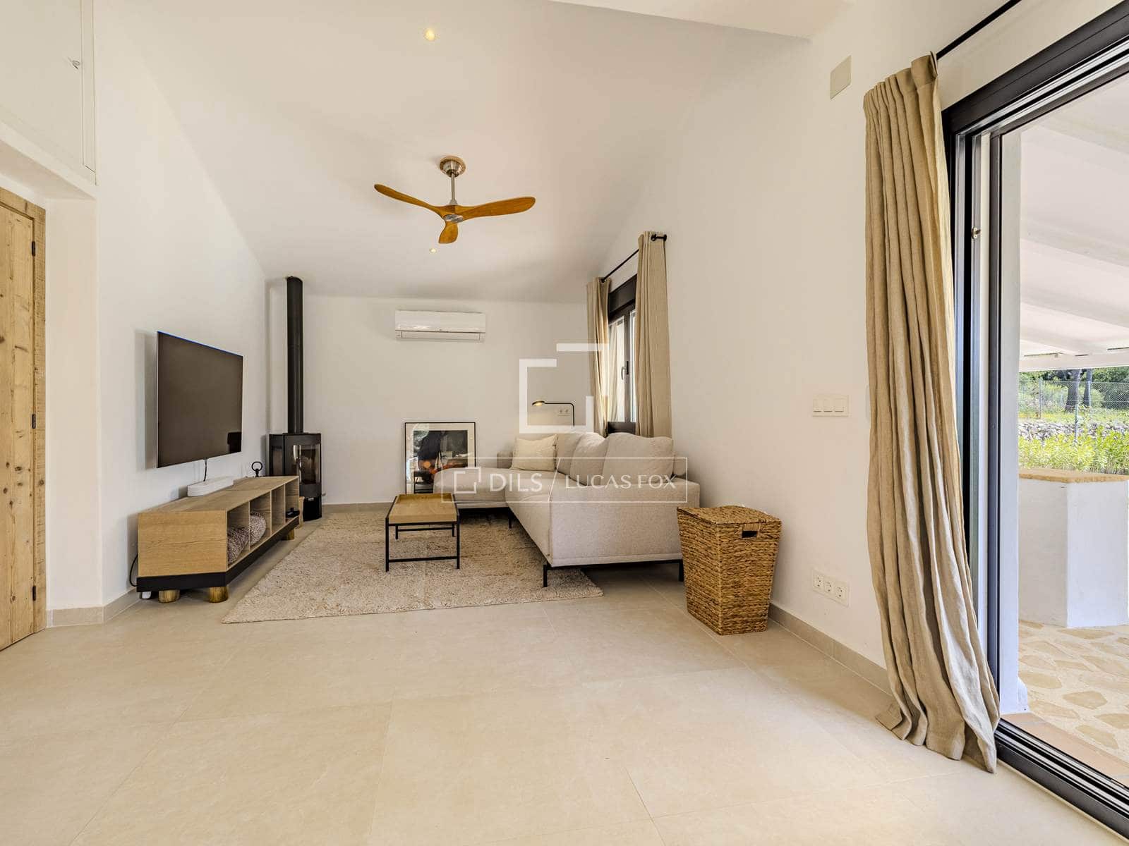 2 bedroom Villa for sale in Pedreguer with garage - € 525,000 (Ref: 9810795)