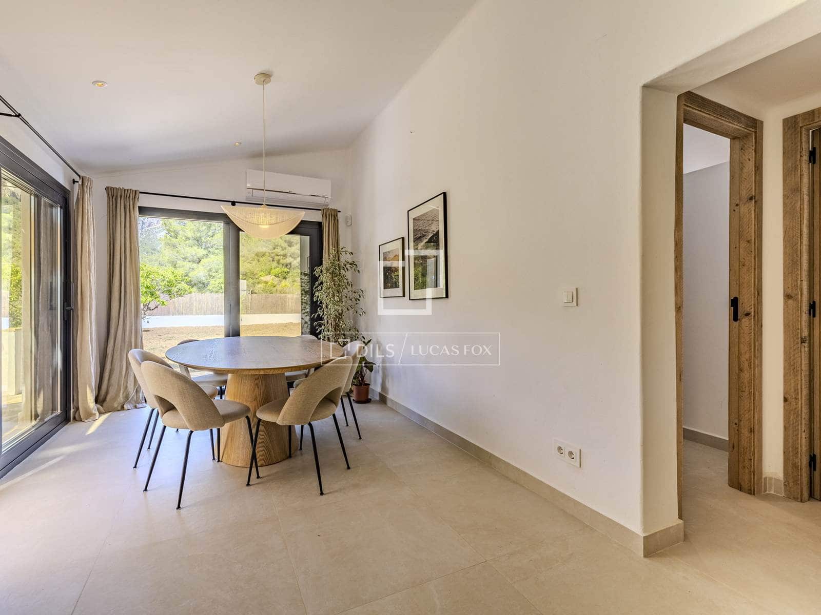 2 bedroom Villa for sale in Pedreguer with garage - € 525,000 (Ref: 9810795)