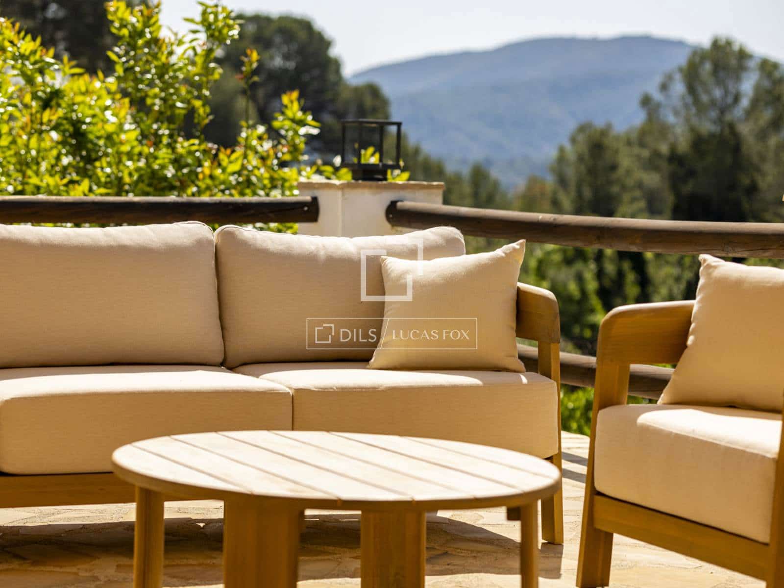 2 bedroom Villa for sale in Pedreguer with garage - € 525,000 (Ref: 9810795)