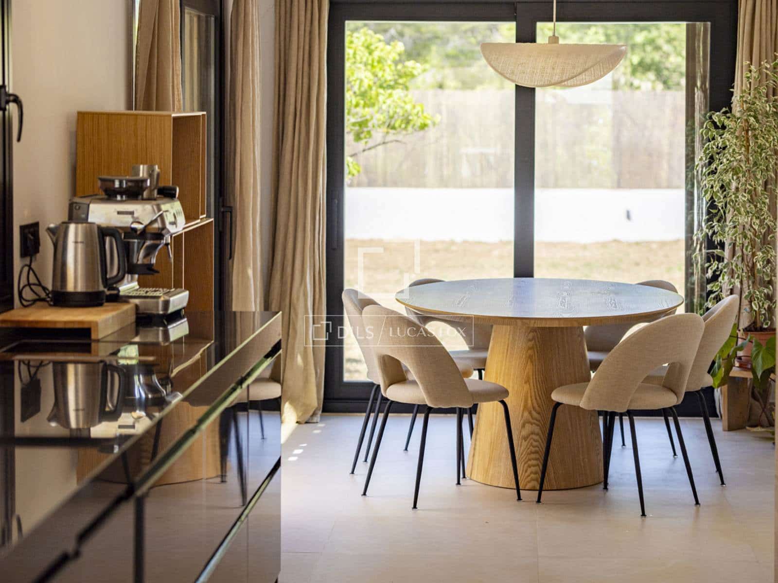 2 bedroom Villa for sale in Pedreguer with garage - € 525,000 (Ref: 9810795)