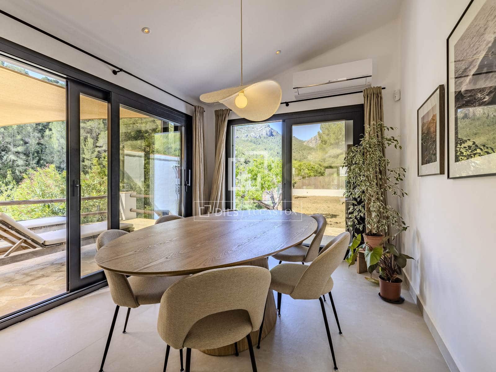 2 bedroom Villa for sale in Pedreguer with garage - € 525,000 (Ref: 9810795)