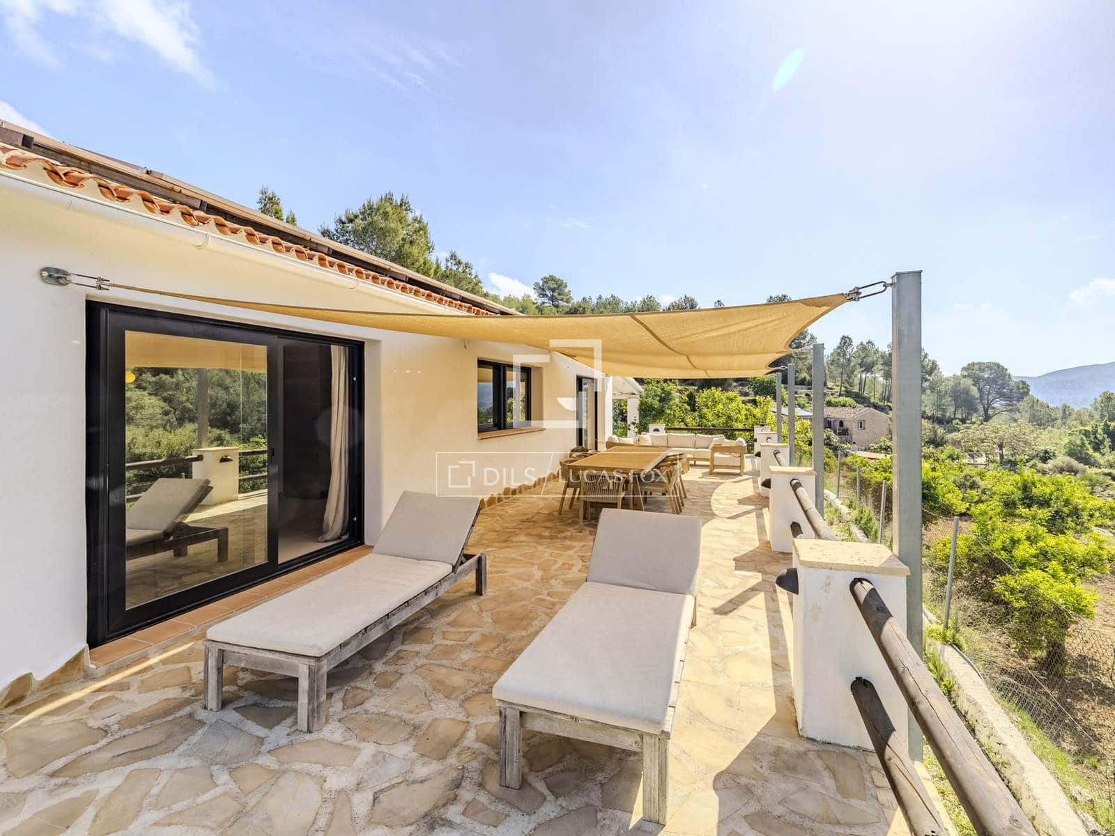 2 bedroom Villa for sale in Pedreguer with garage - € 525,000 (Ref: 9810795)
