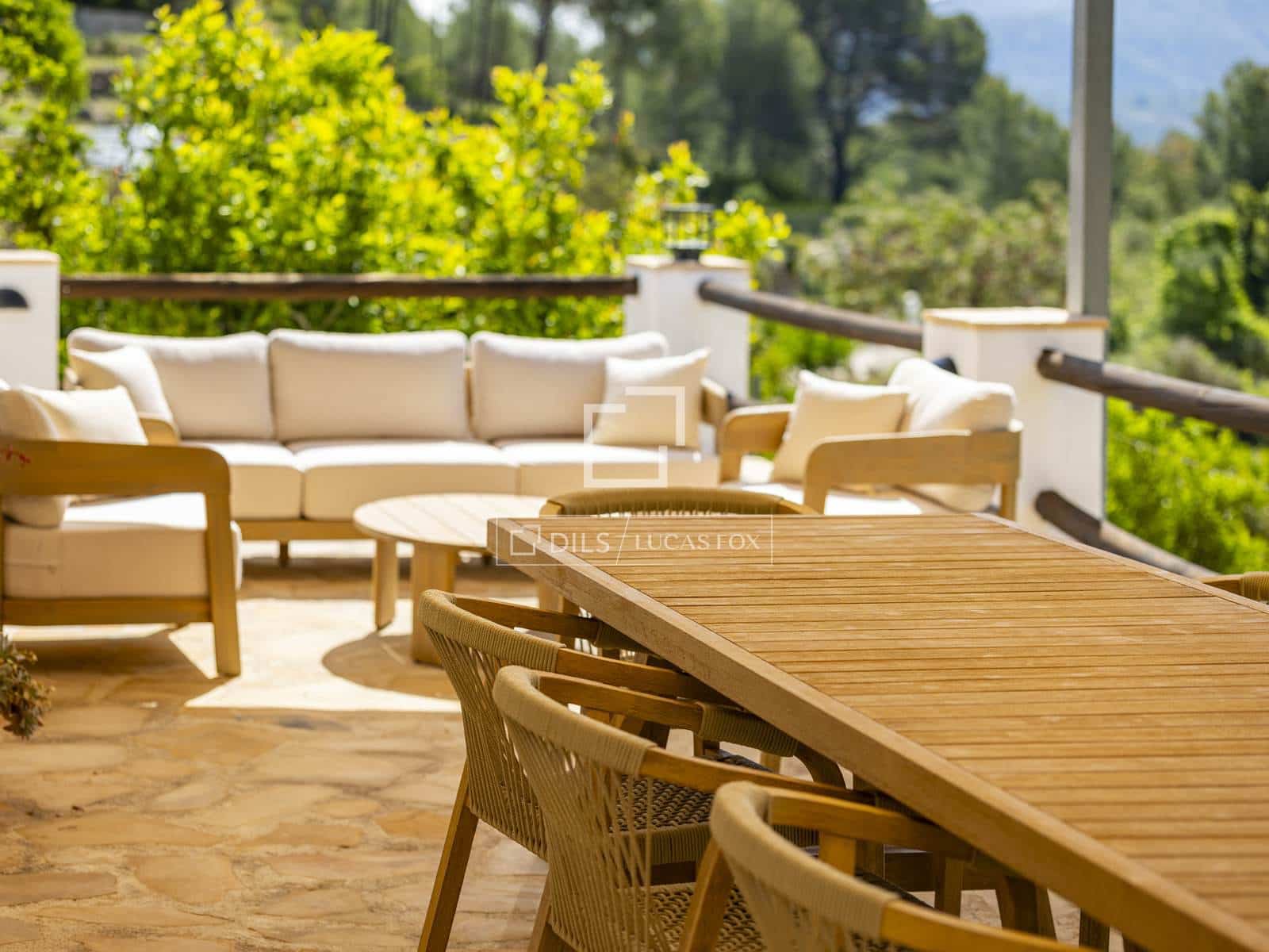 2 bedroom Villa for sale in Pedreguer with garage - € 525,000 (Ref: 9810795)