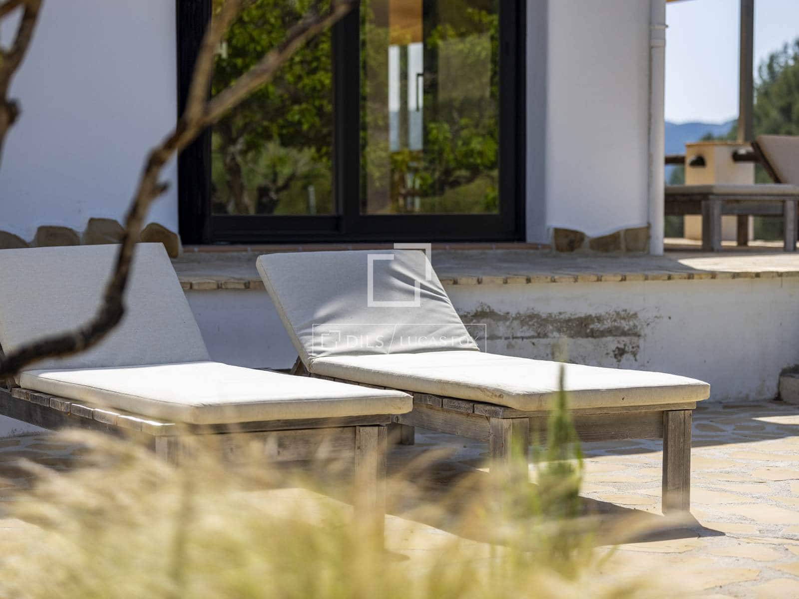 2 bedroom Villa for sale in Pedreguer with garage - € 525,000 (Ref: 9810795)