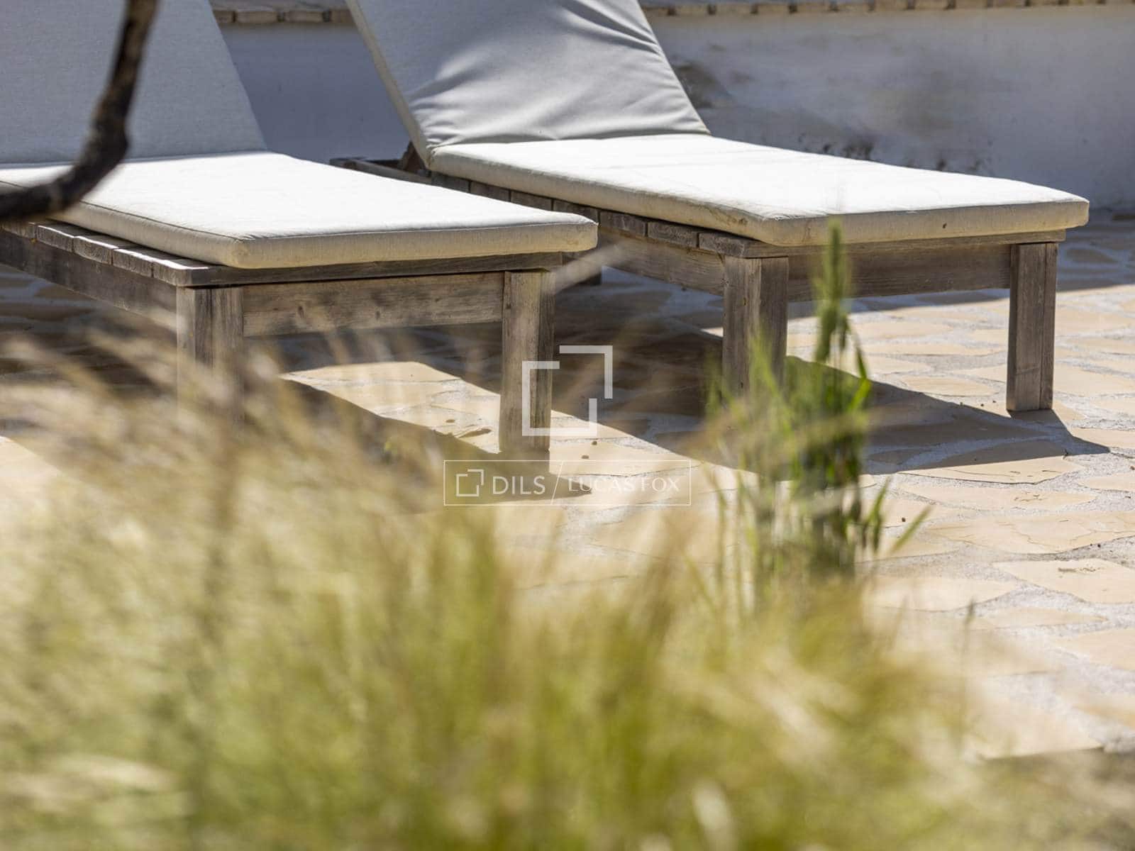 2 bedroom Villa for sale in Pedreguer with garage - € 525,000 (Ref: 9810795)