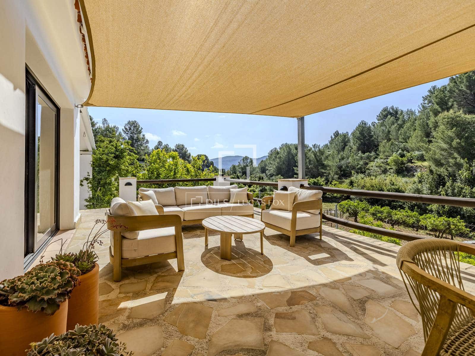 2 bedroom Villa for sale in Pedreguer with garage - € 525,000 (Ref: 9810795)