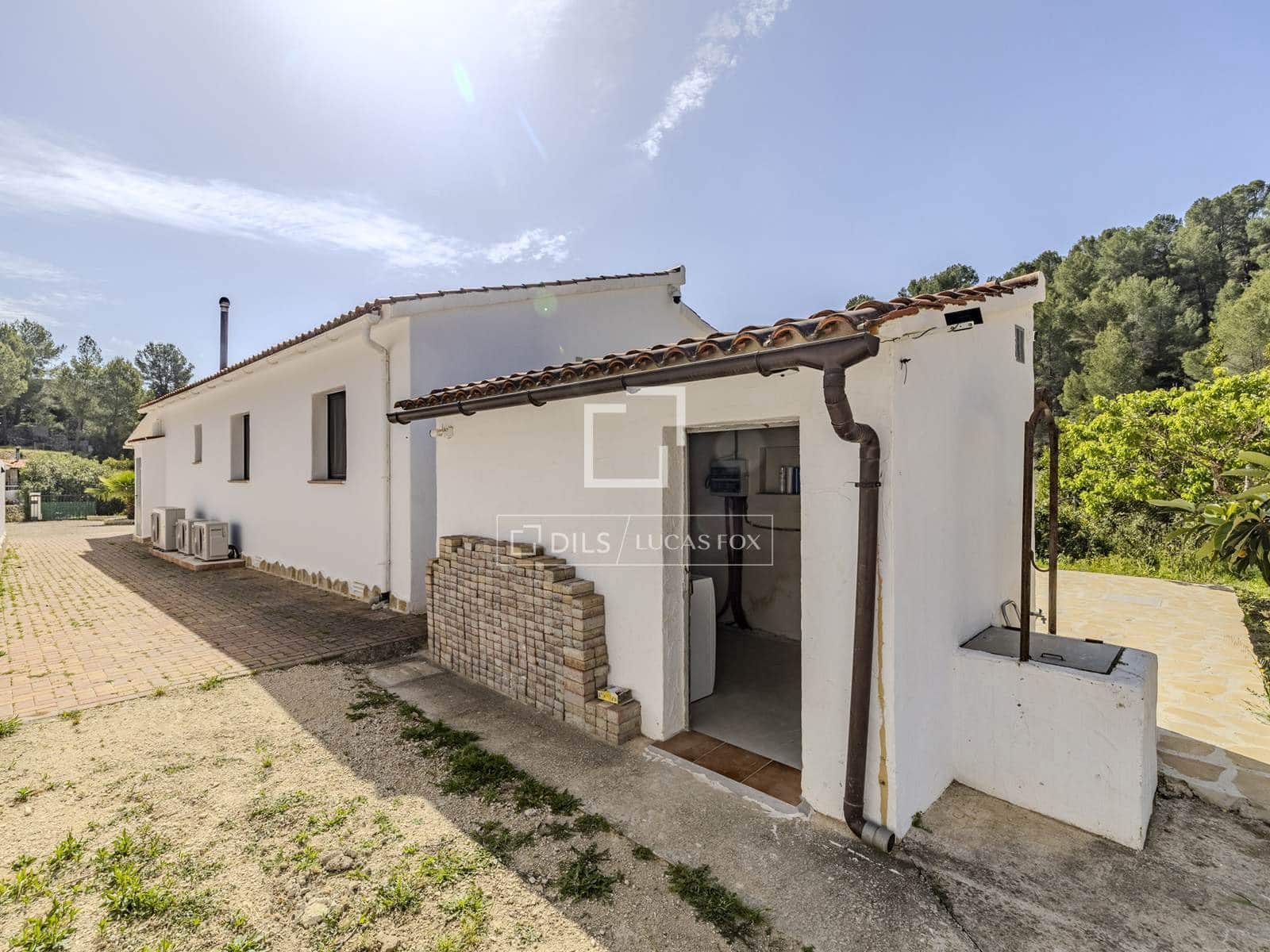 2 bedroom Villa for sale in Pedreguer with garage - € 525,000 (Ref: 9810795)