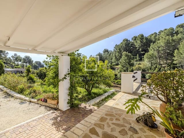 2 bedroom Villa for sale in Pedreguer with garage - € 525,000 (Ref: 9810795)