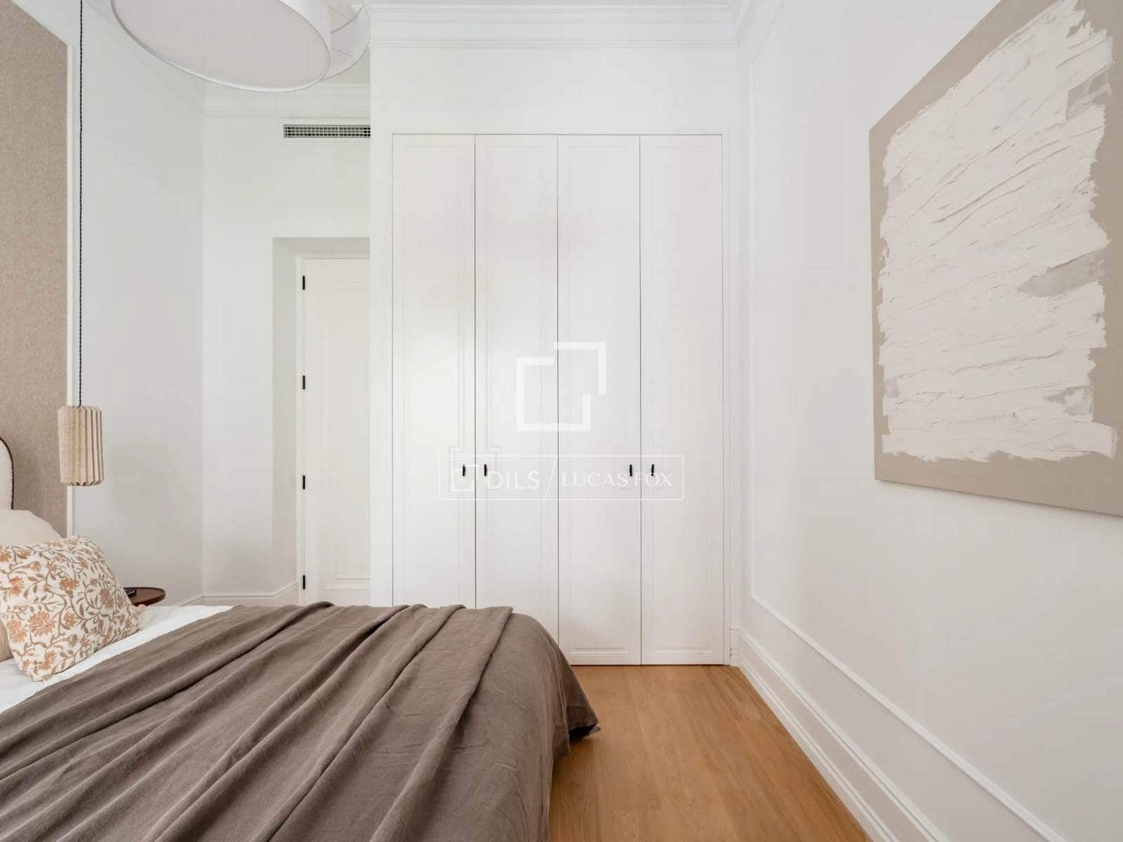 Apartamento de 3 habitaciones en Madrid ciudad en venta - 3.800.000 € (Ref: 9810796)