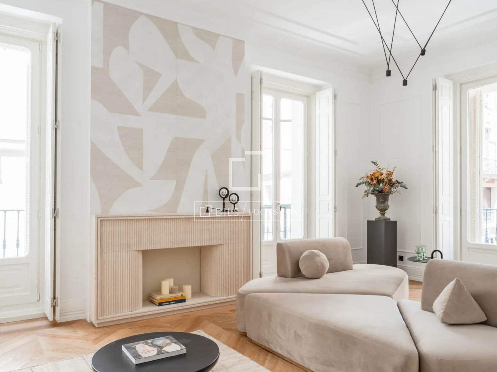 Apartamento de 3 habitaciones en Madrid ciudad en venta - 3.800.000 € (Ref: 9810796)