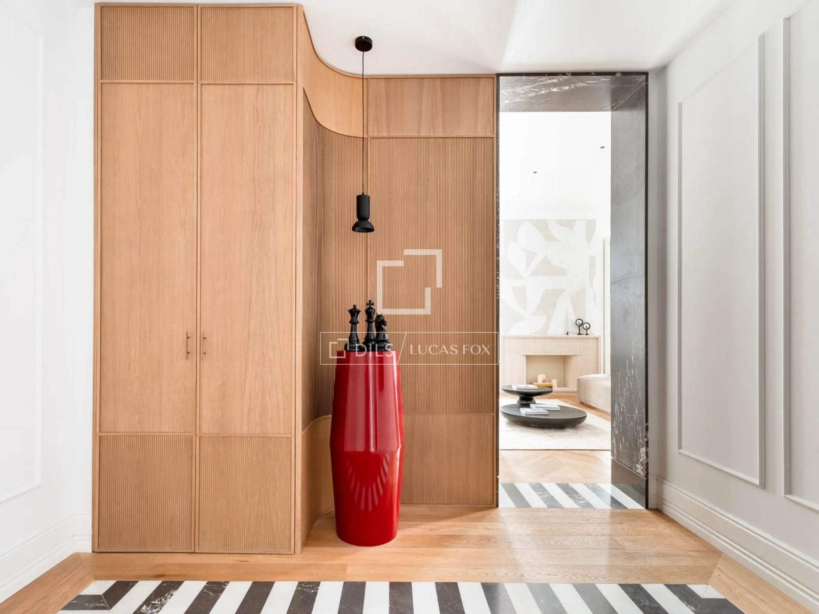 Apartamento de 3 habitaciones en Madrid ciudad en venta - 3.800.000 € (Ref: 9810796)