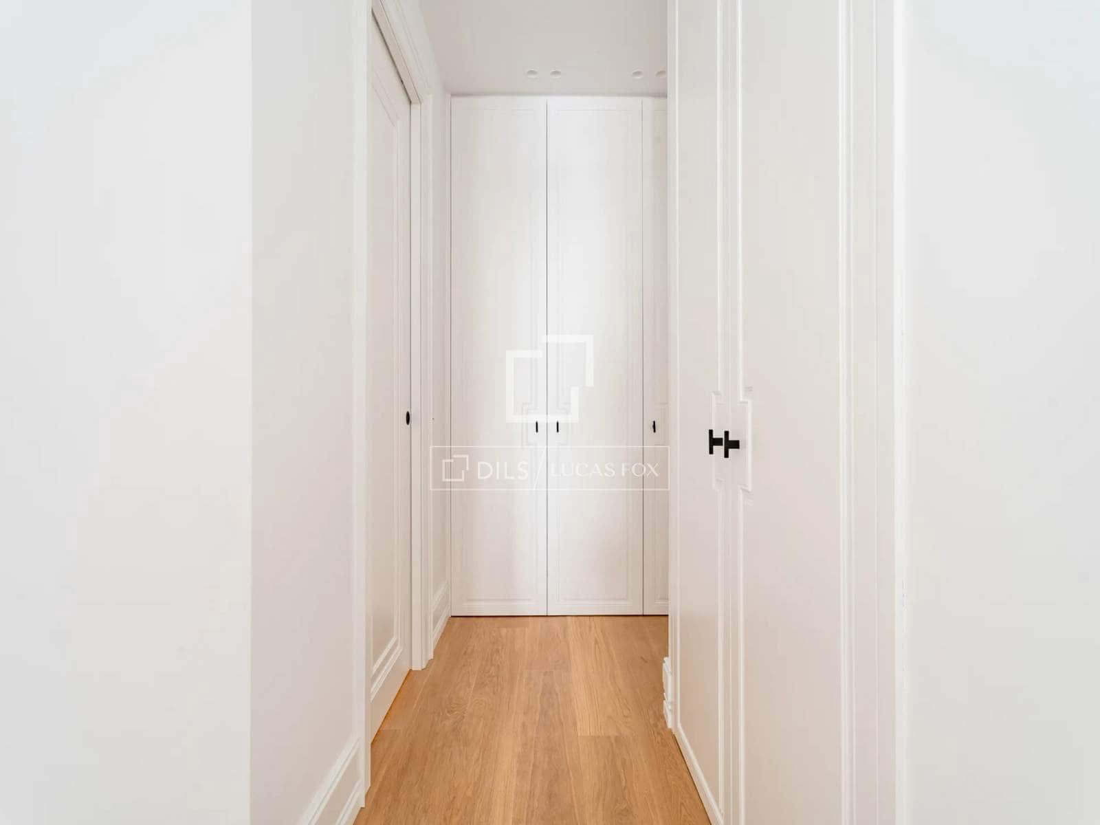 Apartamento de 3 habitaciones en Madrid ciudad en venta - 3.800.000 € (Ref: 9810796)