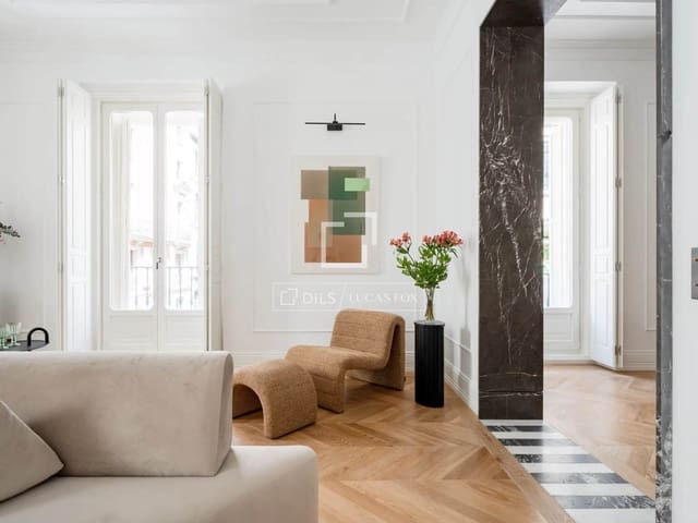 Apartamento de 3 habitaciones en Madrid ciudad en venta - 3.800.000 € (Ref: 9810796)