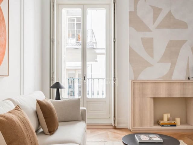 Apartamento de 3 habitaciones en Madrid ciudad en venta - 3.800.000 € (Ref: 9810796)