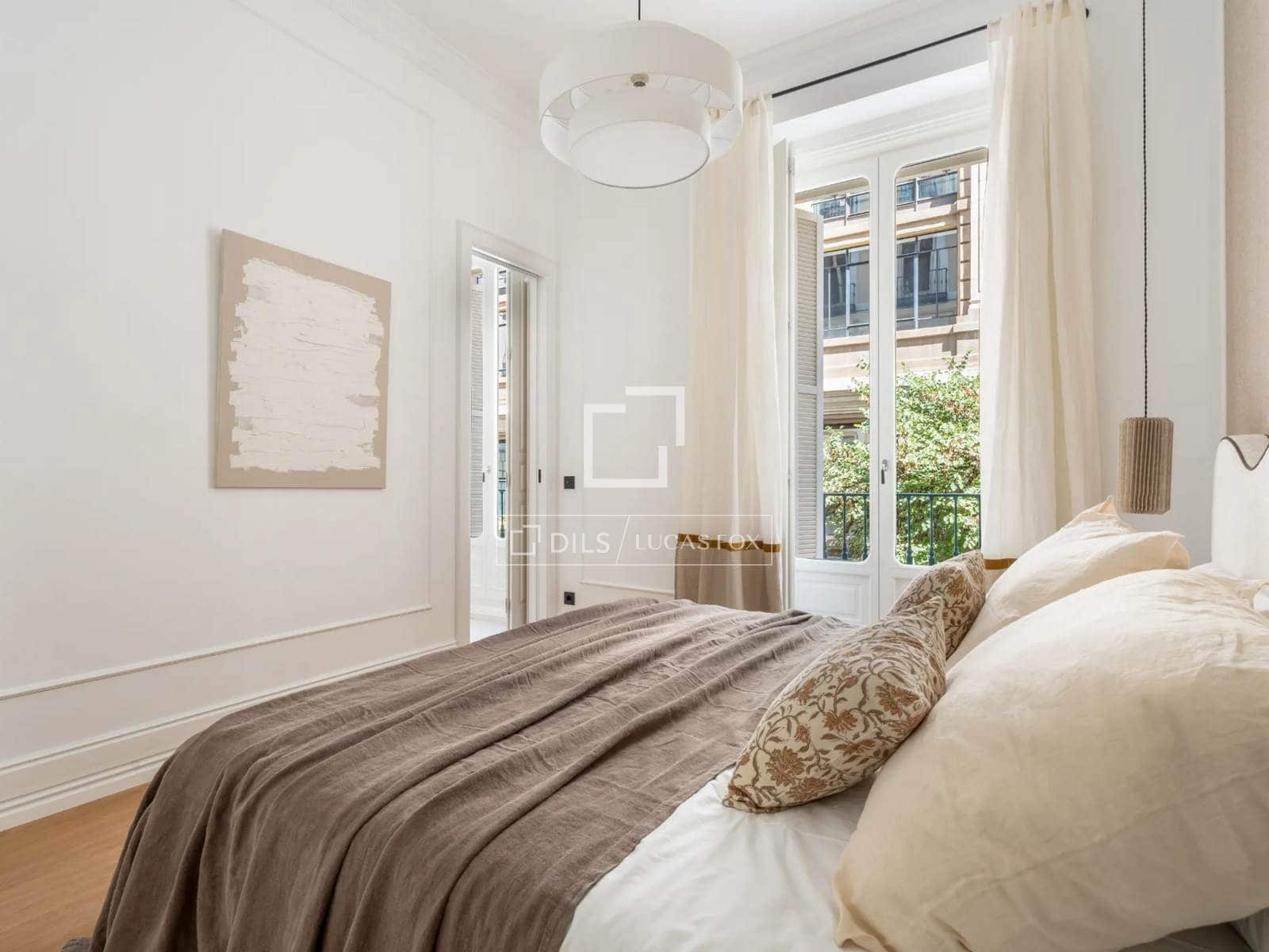 Apartamento de 3 habitaciones en Madrid ciudad en venta - 3.800.000 € (Ref: 9810796)