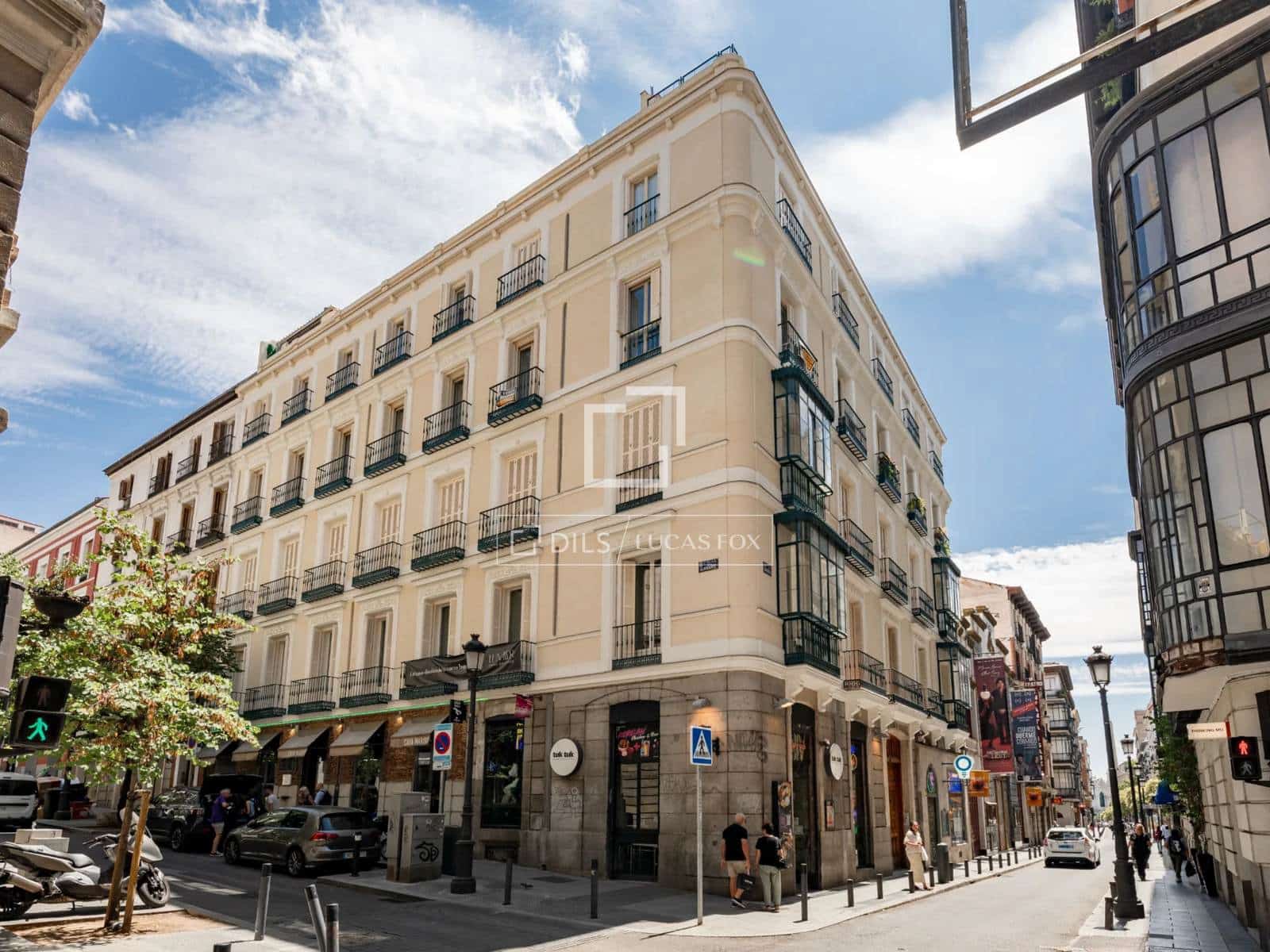 Apartamento de 3 habitaciones en Madrid ciudad en venta - 3.800.000 € (Ref: 9810796)