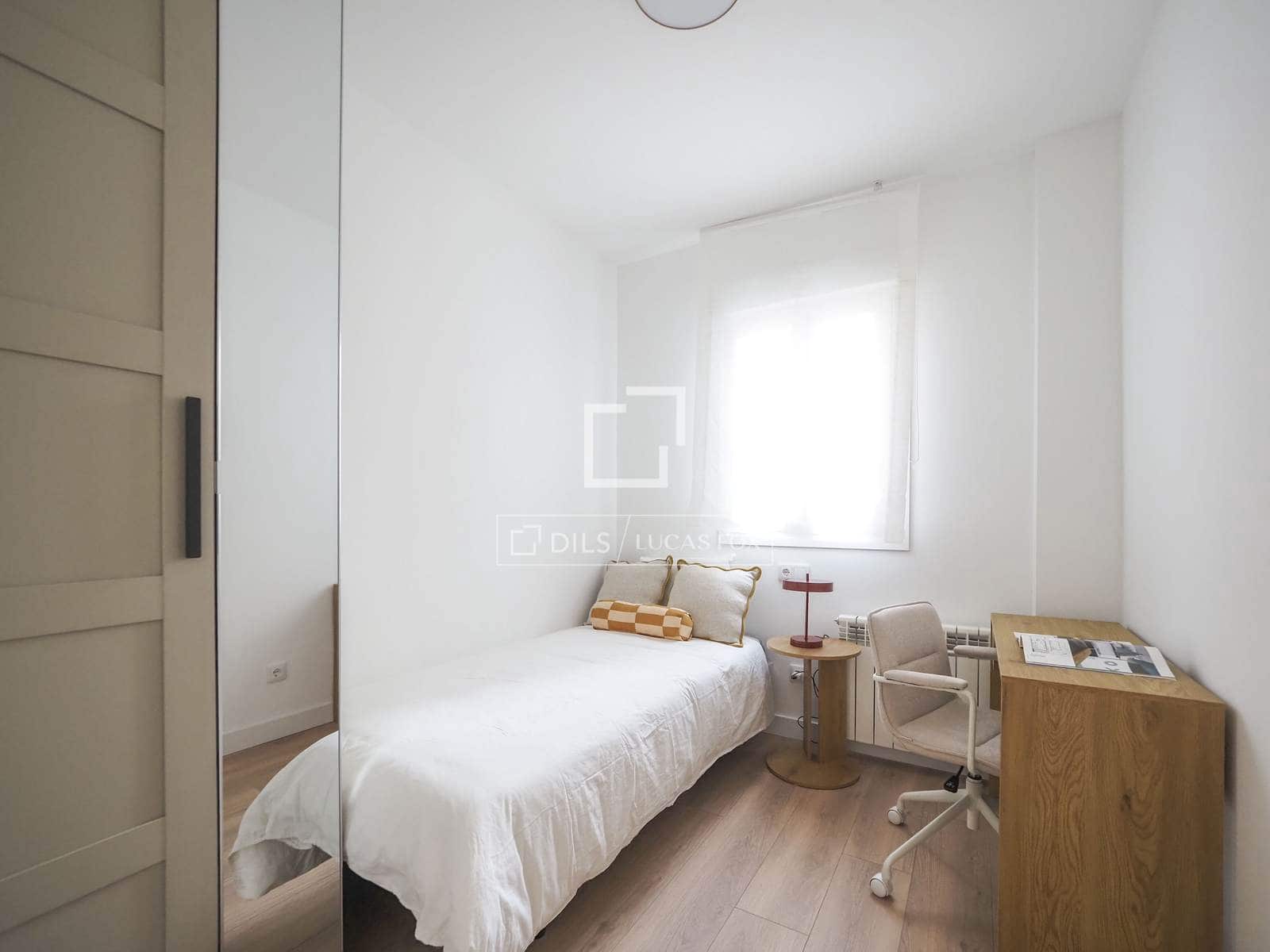 3 bedroom Apartment for sale in Madrid city - € 880,000 (Ref: 9810798)