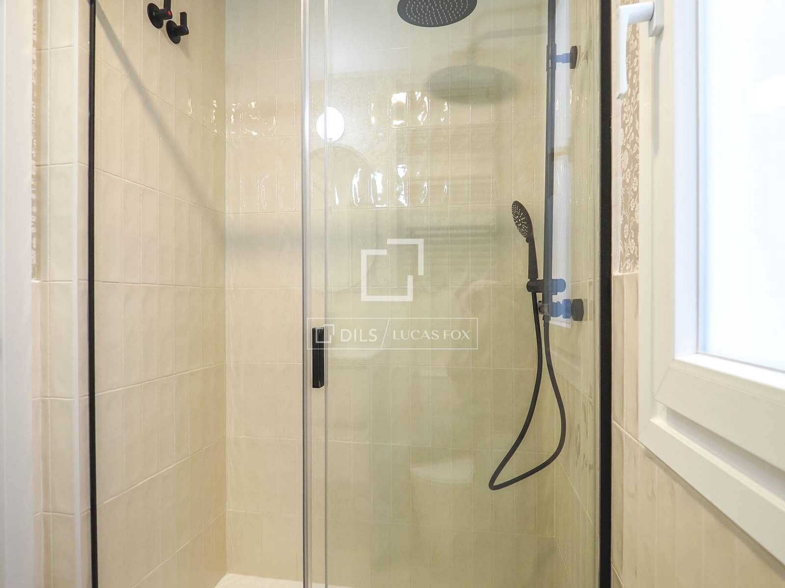 3 bedroom Apartment for sale in Madrid city - € 880,000 (Ref: 9810798)