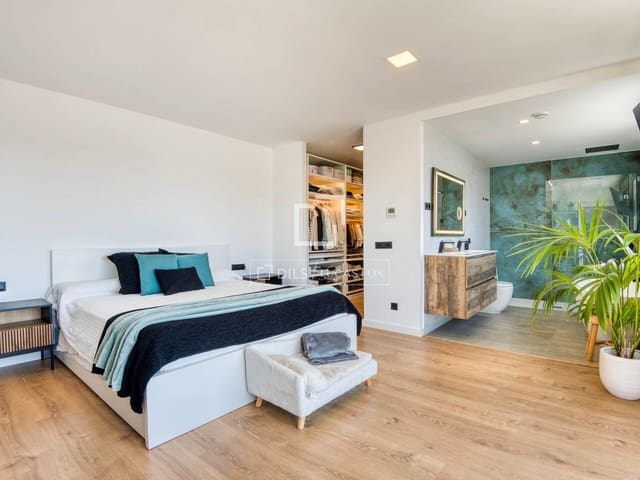 4 camera da letto Villa in vendita in Santa Cristina d'Aro con piscina garage - 1.560.000 € (Rif: 9812456)