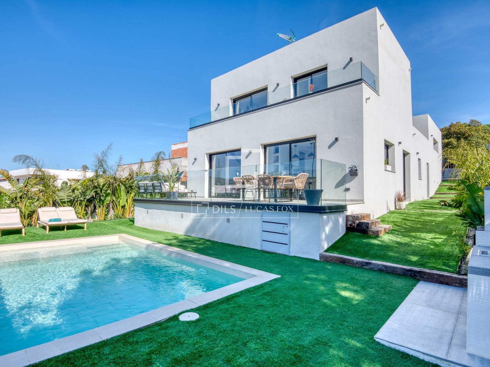 4 camera da letto Villa in vendita in Santa Cristina d'Aro con piscina garage - 1.560.000 € (Rif: 9812456)