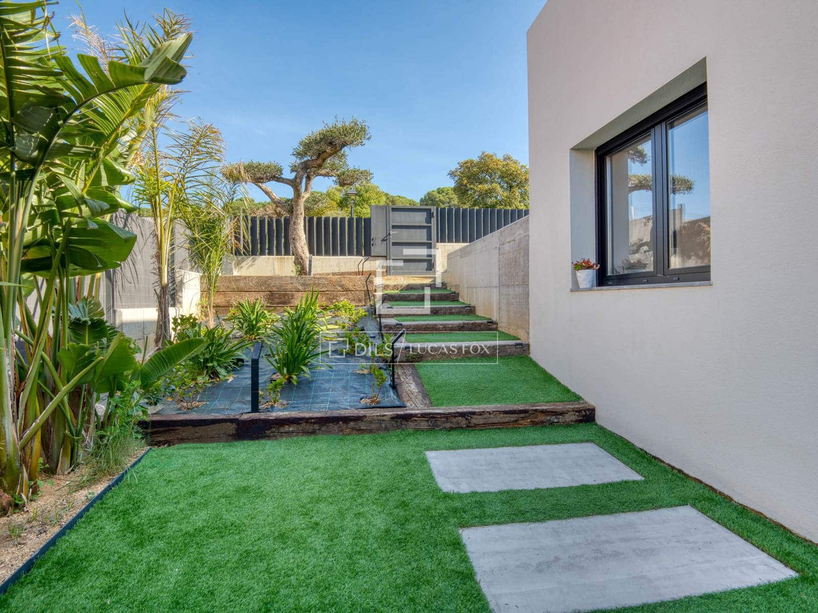 4 camera da letto Villa in vendita in Santa Cristina d'Aro con piscina garage - 1.560.000 € (Rif: 9812456)