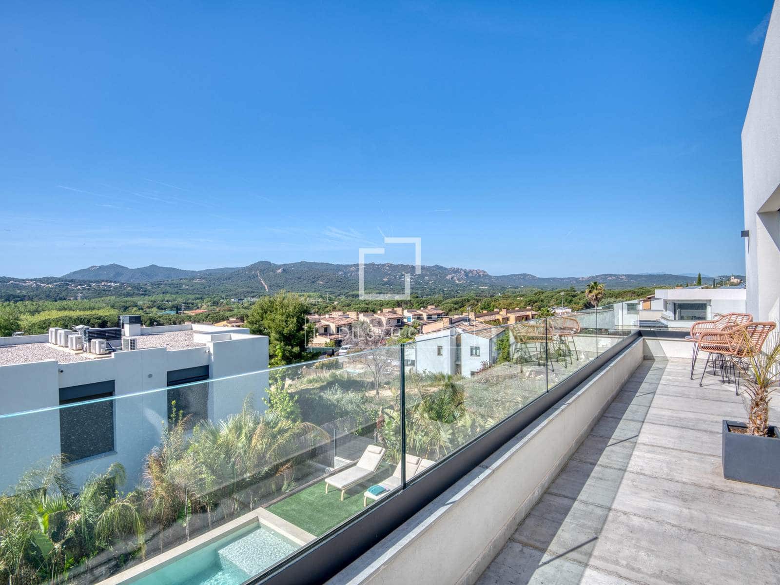 4 camera da letto Villa in vendita in Santa Cristina d'Aro con piscina garage - 1.560.000 € (Rif: 9812456)