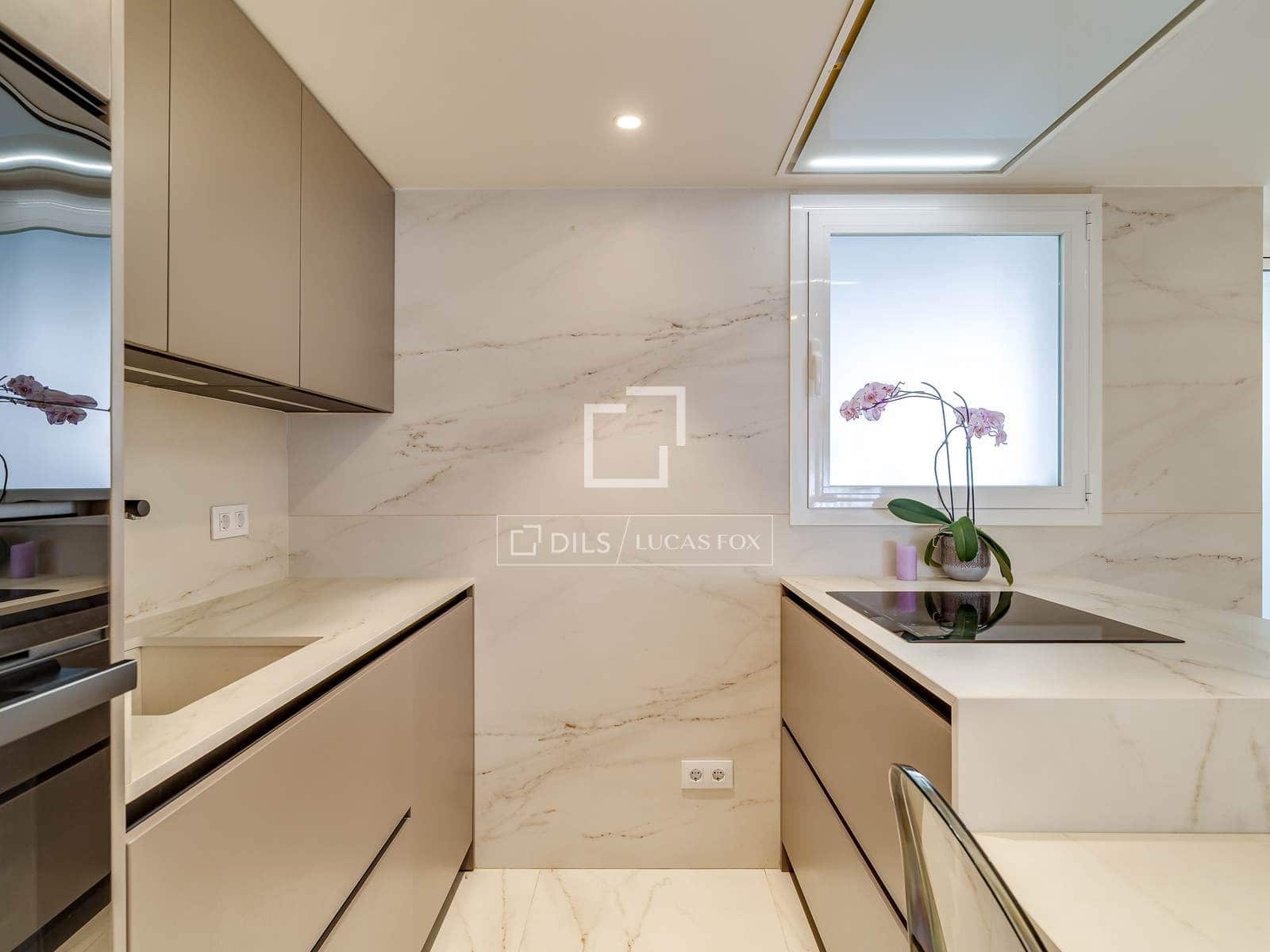 Apartamento de 4 habitaciones en Barcelona ciudad en venta - 1.150.000 € (Ref: 9812558)