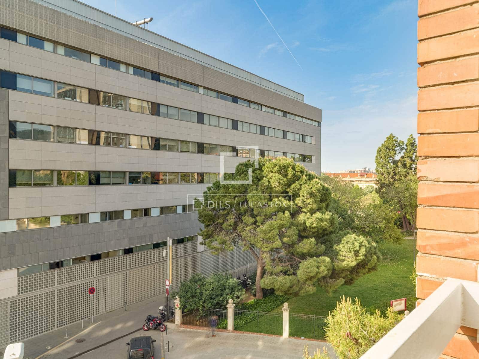 Apartamento de 4 habitaciones en Barcelona ciudad en venta - 1.150.000 € (Ref: 9812558)